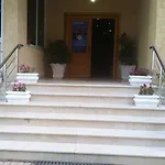 Kamomil מלון 3*