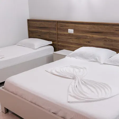 Kamomil 3* Shkallnur