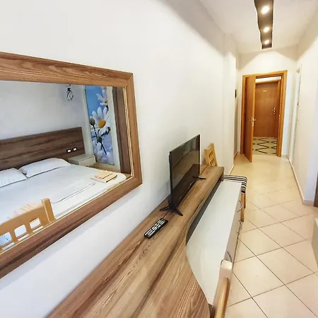 Kamomil Hotel