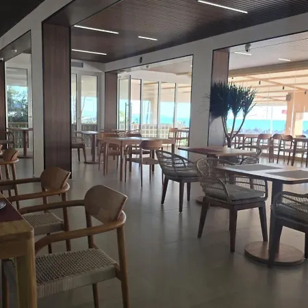 Kamomil Hotel 3*