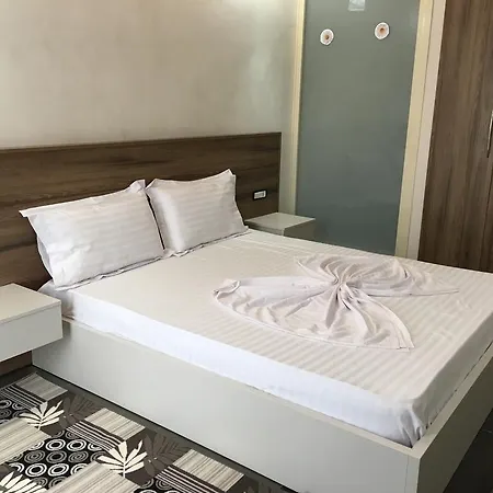 Hotel Kamomil 3*