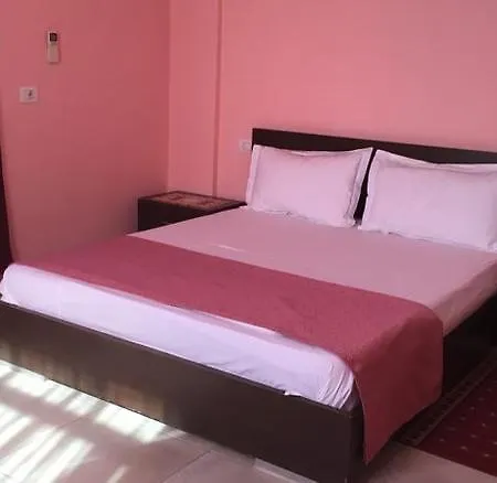 Kamomil Hotell