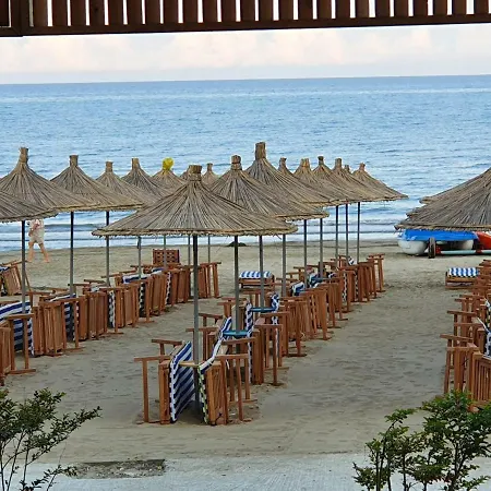 Kamomil 3* Škalngur