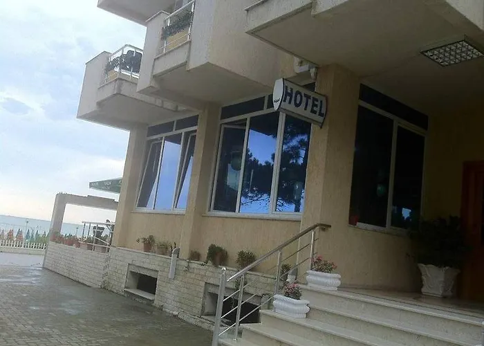 Hotel Kamomil 3*