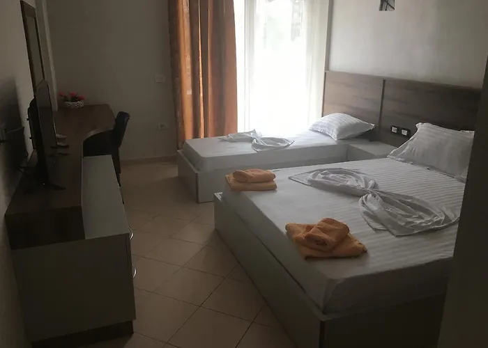 Kamomil Hotel