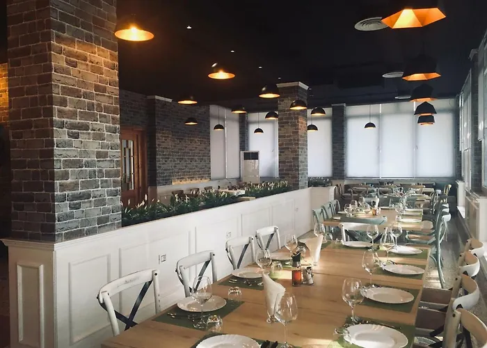 Hotel Kamomil Shkallnur