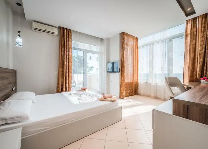 Kamomil 3* Shkallnur